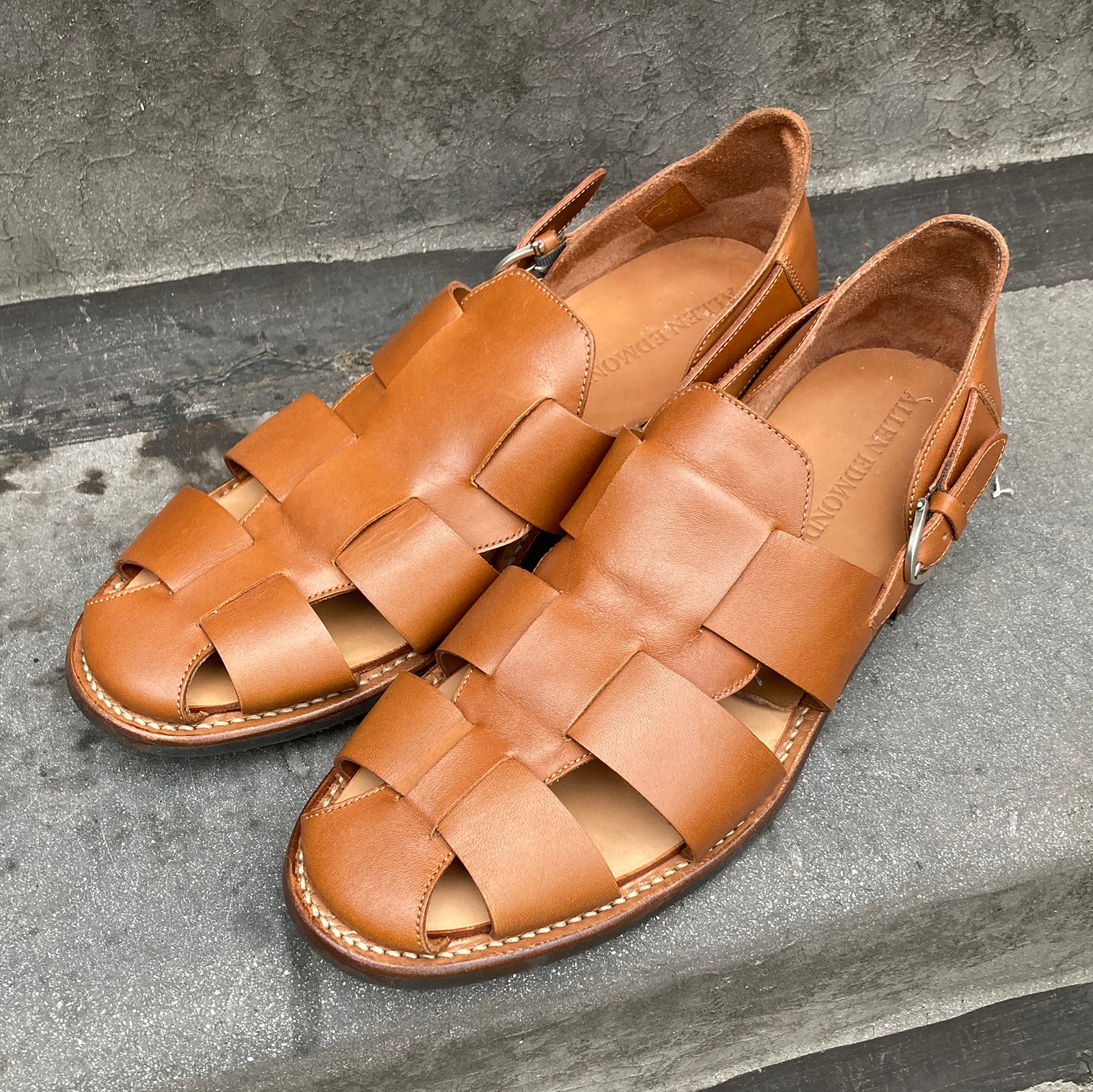 Allen Edmonds Fisherman Sandals – UK size 10.5 Allen Edmonds Fisherman Sandals – UK size 10.5